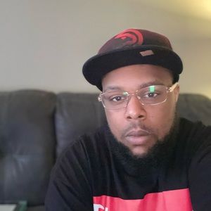 Meet your Posher, Ely